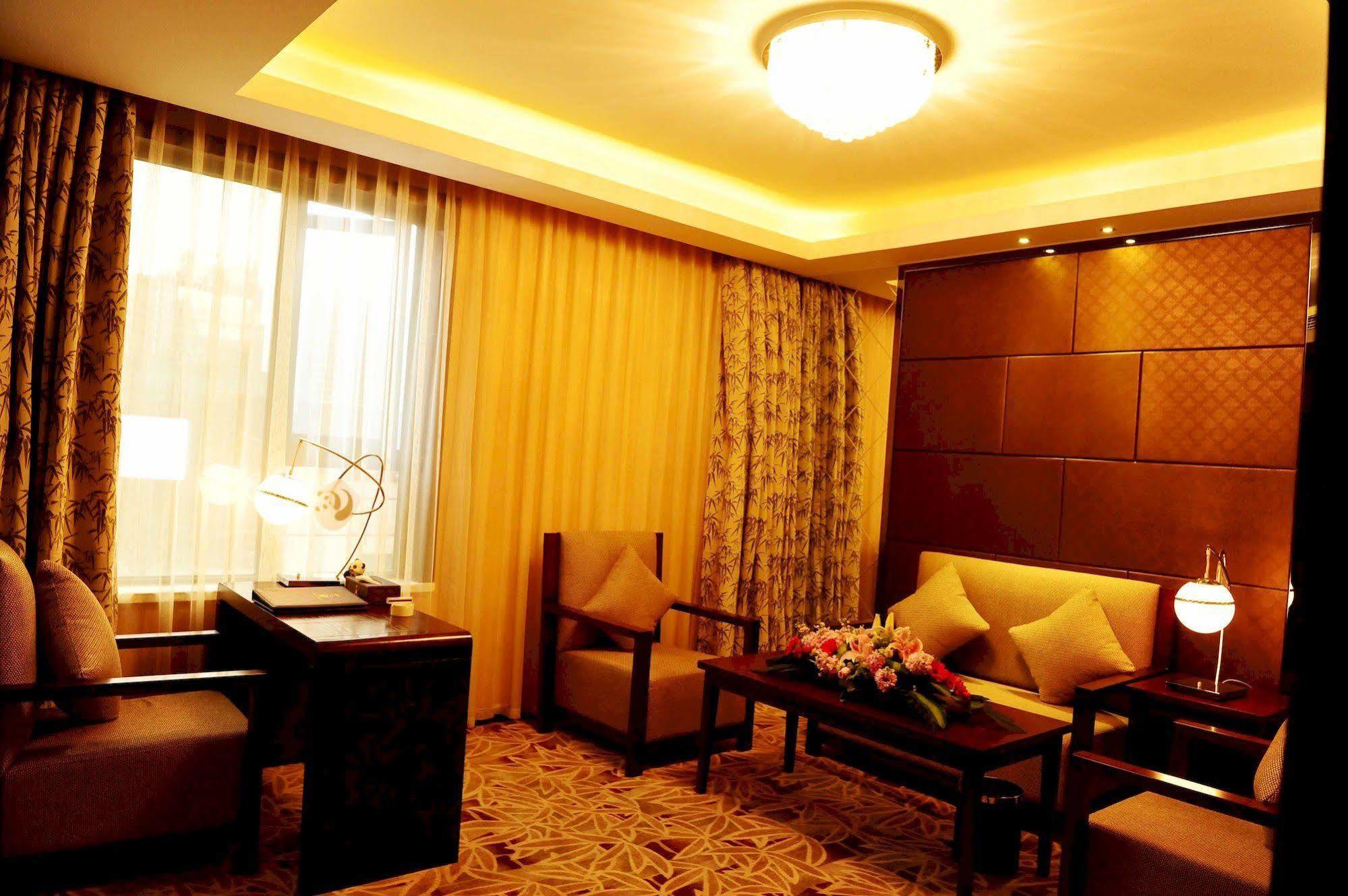 Chengdu Panda Prince Culture Hotel Εξωτερικό φωτογραφία